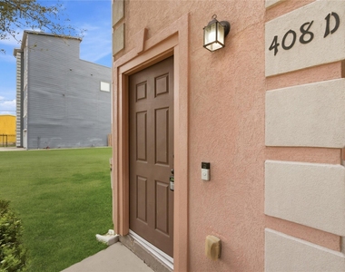 408 Eichwurzel Lane - Photo Thumbnail 6