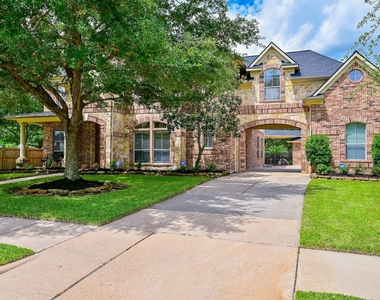 7218 Spring Run Lane - Photo Thumbnail 1