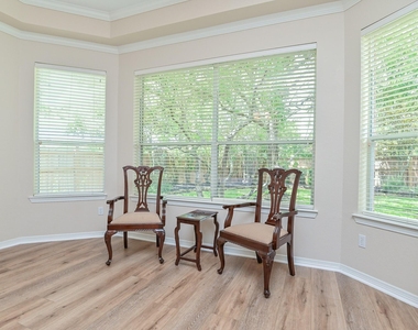 7218 Spring Run Lane - Photo Thumbnail 17