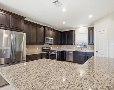 11306 Misty Willow Lane - Photo Thumbnail 8