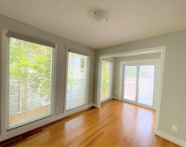 3605 Plumb Street - Photo Thumbnail 15