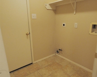21211 Bridge Springs Ln - Photo Thumbnail 26