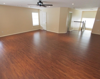 21211 Bridge Springs Ln - Photo Thumbnail 19