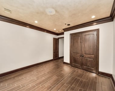 11103 Memorial Drive - Photo Thumbnail 38