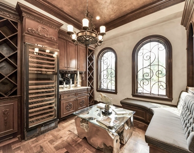 11103 Memorial Drive - Photo Thumbnail 8