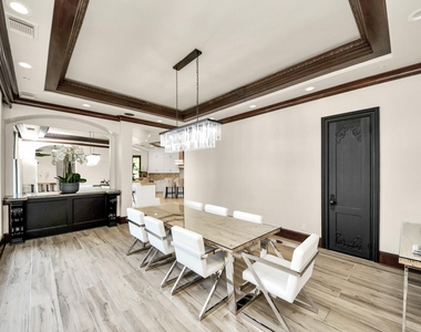 11103 Memorial Drive - Photo Thumbnail 9