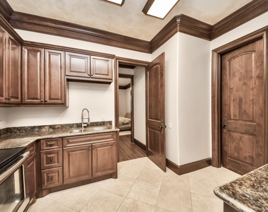 11103 Memorial Drive - Photo Thumbnail 37