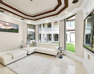 11103 Memorial Drive - Photo Thumbnail 12