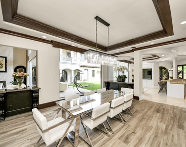 11103 Memorial Drive - Photo Thumbnail 10