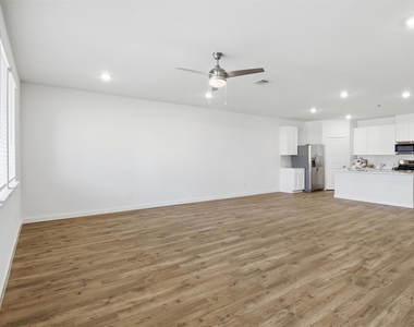 3538 Adelie Lane - Photo Thumbnail 13