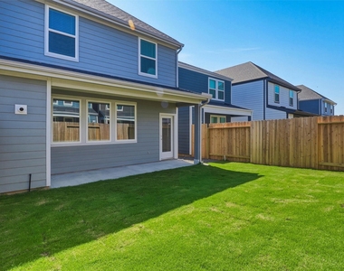 3538 Adelie Lane - Photo Thumbnail 39