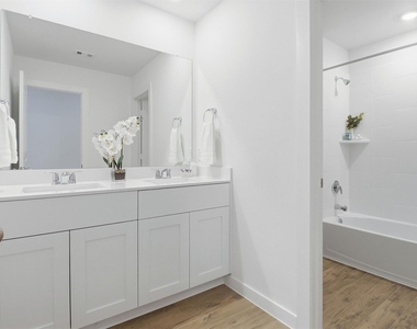 3538 Adelie Lane - Photo Thumbnail 29