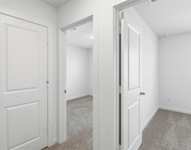 3538 Adelie Lane - Photo Thumbnail 31