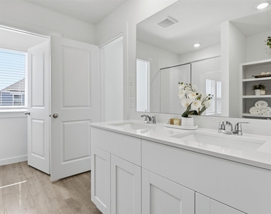 3538 Adelie Lane - Photo Thumbnail 24