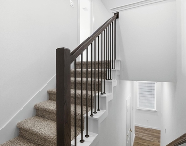 3538 Adelie Lane - Photo Thumbnail 15