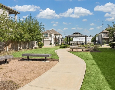 4026 Delta Rose Street - Photo Thumbnail 33