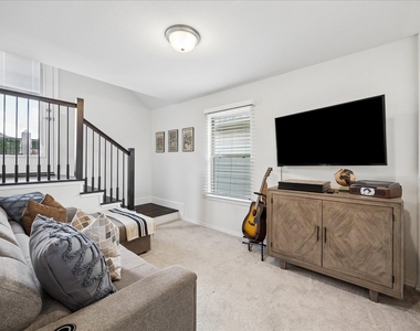 4026 Delta Rose Street - Photo Thumbnail 18