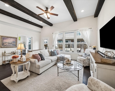 4026 Delta Rose Street - Photo Thumbnail 8