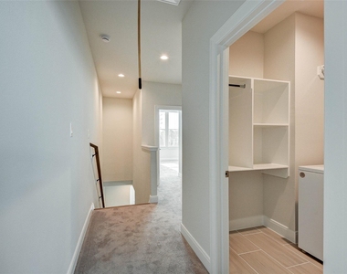 2710 Grand Fountains Drive - Photo Thumbnail 12
