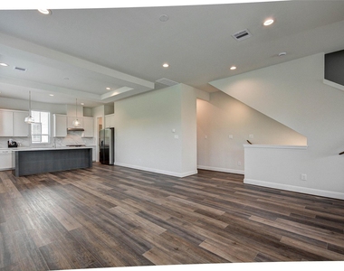 2710 Grand Fountains Drive - Photo Thumbnail 18