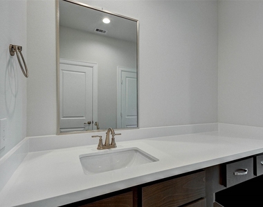 2710 Grand Fountains Drive - Photo Thumbnail 3