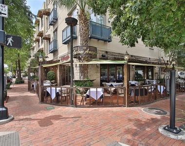 2000 Bagby Street - Photo Thumbnail 24