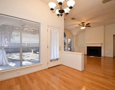 1215 Wood Haven Court - Photo Thumbnail 15