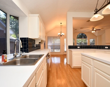 1215 Wood Haven Court - Photo Thumbnail 13