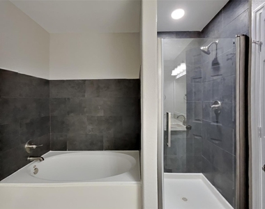 16778 N Thrasher Drive - Photo Thumbnail 8
