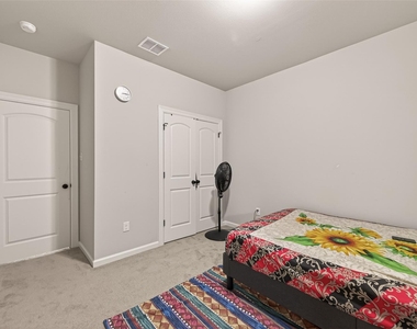 1010 Gentle Nook Drive - Photo Thumbnail 29