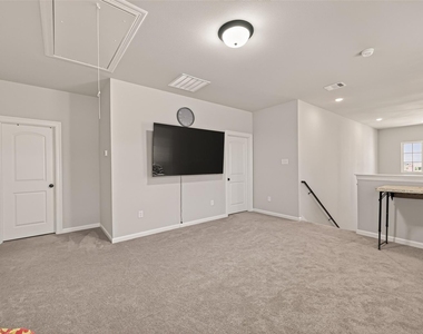 1010 Gentle Nook Drive - Photo Thumbnail 31