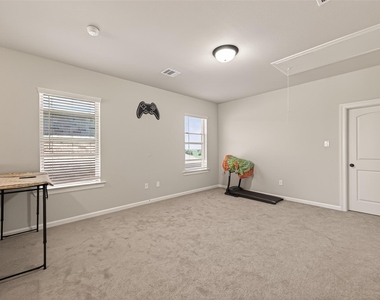 1010 Gentle Nook Drive - Photo Thumbnail 30