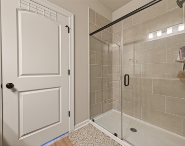 1010 Gentle Nook Drive - Photo Thumbnail 36
