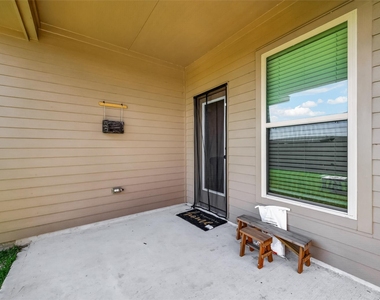 1010 Gentle Nook Drive - Photo Thumbnail 38