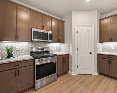 1010 Gentle Nook Drive - Photo Thumbnail 18