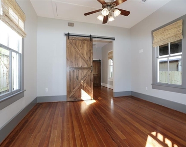2119 Freeman Street - Photo Thumbnail 4