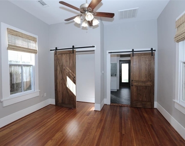 2119 Freeman Street - Photo Thumbnail 5