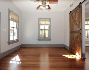 2119 Freeman Street - Photo Thumbnail 3