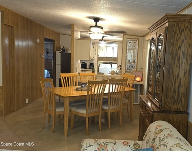 259 S Dolphin Circle - Photo Thumbnail 9