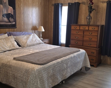 259 S Dolphin Circle - Photo Thumbnail 12