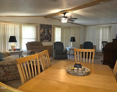 259 S Dolphin Circle - Photo Thumbnail 8