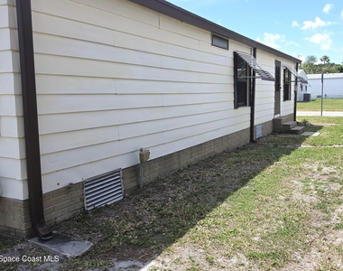 259 S Dolphin Circle - Photo Thumbnail 20