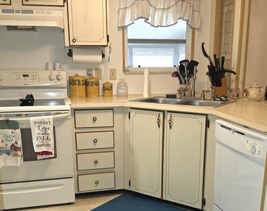 259 S Dolphin Circle - Photo Thumbnail 5