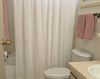 259 S Dolphin Circle - Photo Thumbnail 15