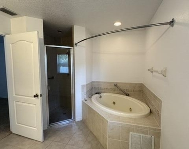 710 Avalon Street Se - Photo Thumbnail 13