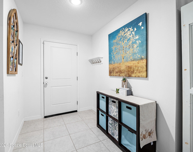 1011 Starfire Street Se - Photo Thumbnail 3