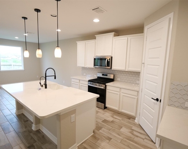 25907 Rose Frost Court - Photo Thumbnail 6
