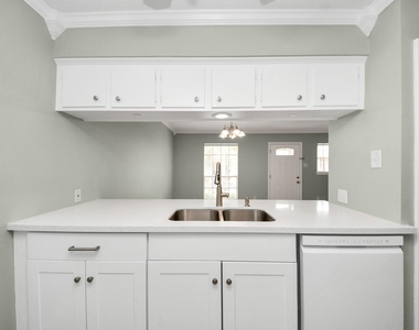 44 Tri Oaks Lane - Photo Thumbnail 9