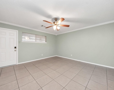 44 Tri Oaks Lane - Photo Thumbnail 12