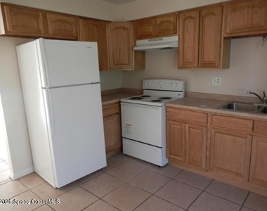 412 Country Lane Drive - Photo Thumbnail 1